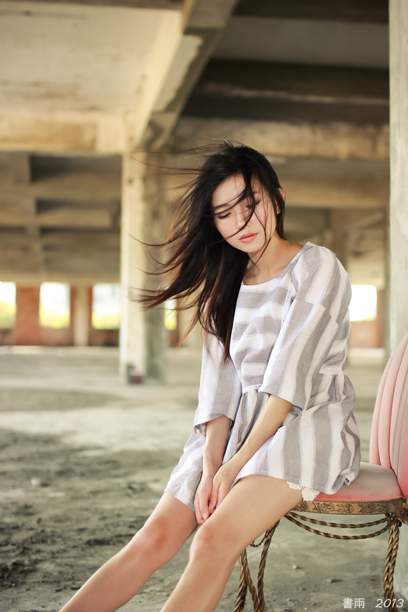 [Beautyleg番外篇]2013-10-12 可艾彰滨废墟外拍